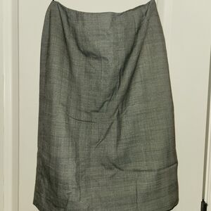 Elegant Gray Pencil Skirt